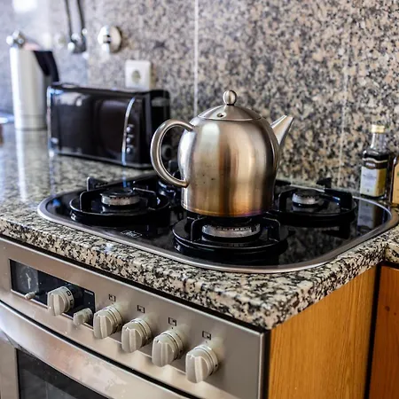 Beachfront 3bdr On Marginal Boulevard * São Martinho do Porto