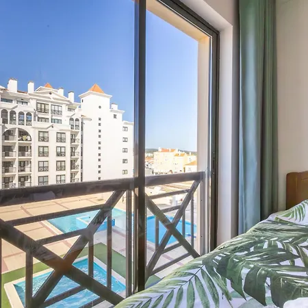 Beachfront 3bdr On Marginal Boulevard Apartment *