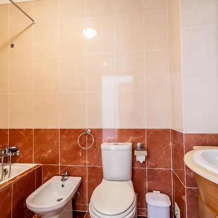 Beachfront 3bdr On Marginal Boulevard Lägenhet São Martinho do Porto